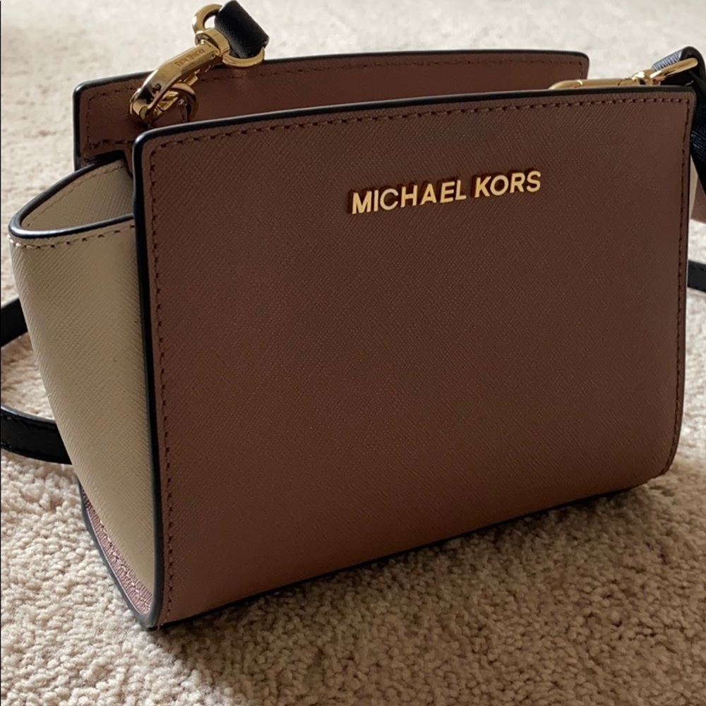 Michael kors side bag